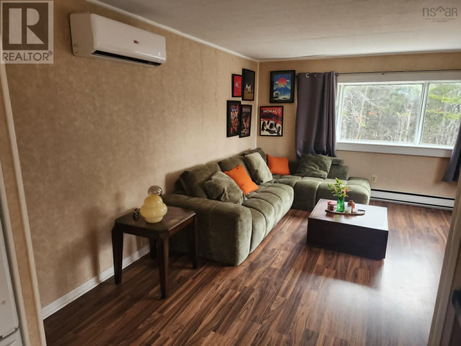 213 Hubleys Road, Hubley, Nova Scotia  B3Z 1C2 - Photo 10 - 202608266