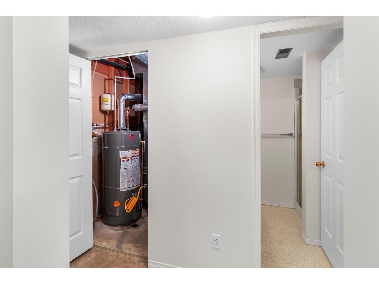 48 2989 Trafalgar Street, Abbotsford, British Columbia  V2S 7X9 - Photo 10 - R3114684