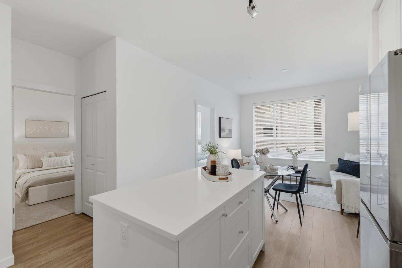 309 15733 85 Avenue, Surrey, British Columbia  V4N 6Z1 - Photo 9 - R3114698