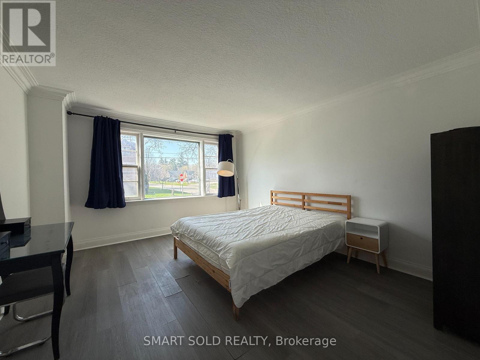 204 Cameron Avenue, Toronto, Ontario  M2N 1E5 - Photo 2 - C13028238