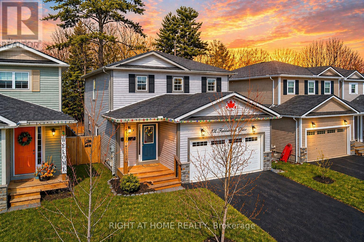 102 FIELDSTREAM CHASE, Bracebridge, Ontario