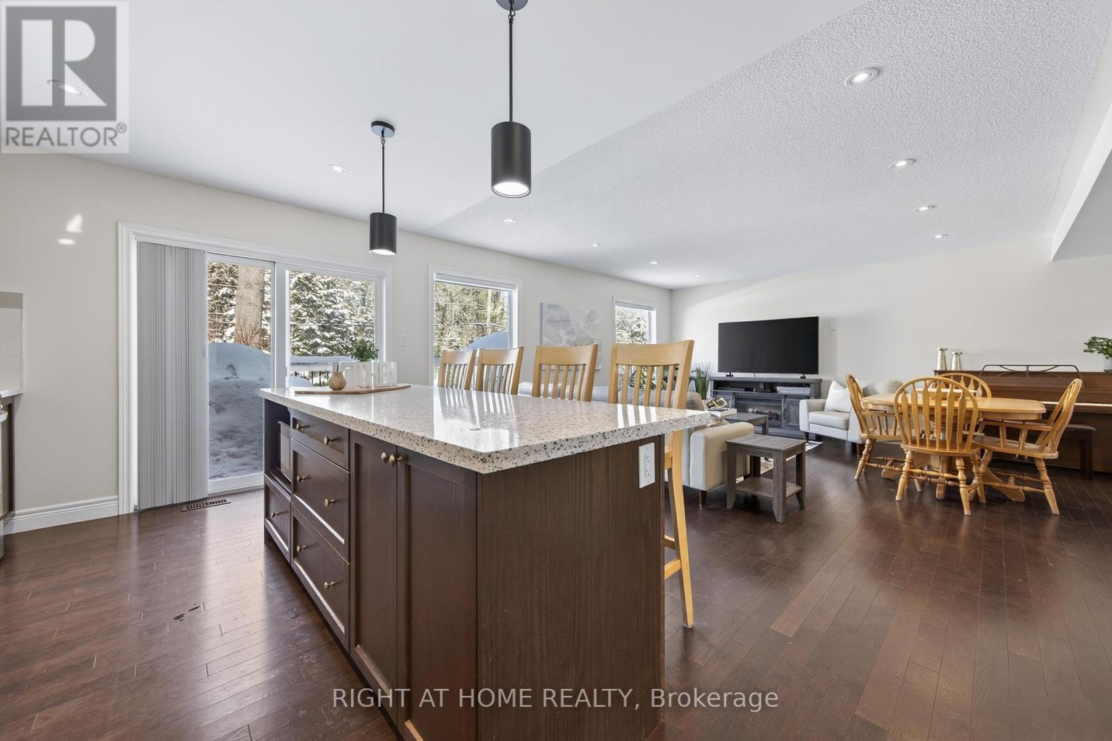 102 Fieldstream Chase, Bracebridge, Ontario  P1L 0A7 - Photo 9 - X13031672