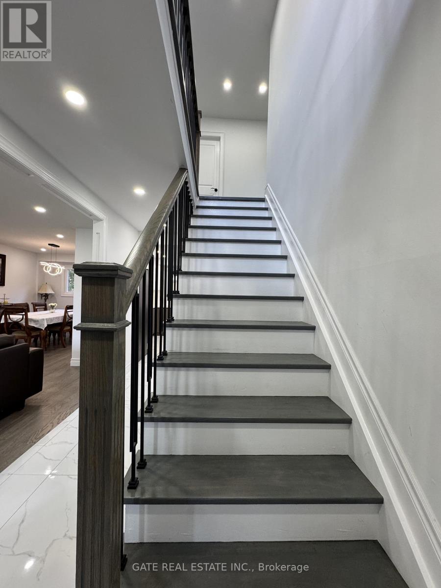 10 Thorny Brae Drive, Markham, Ontario  L3T 3G4 - Photo 16 - N13023082