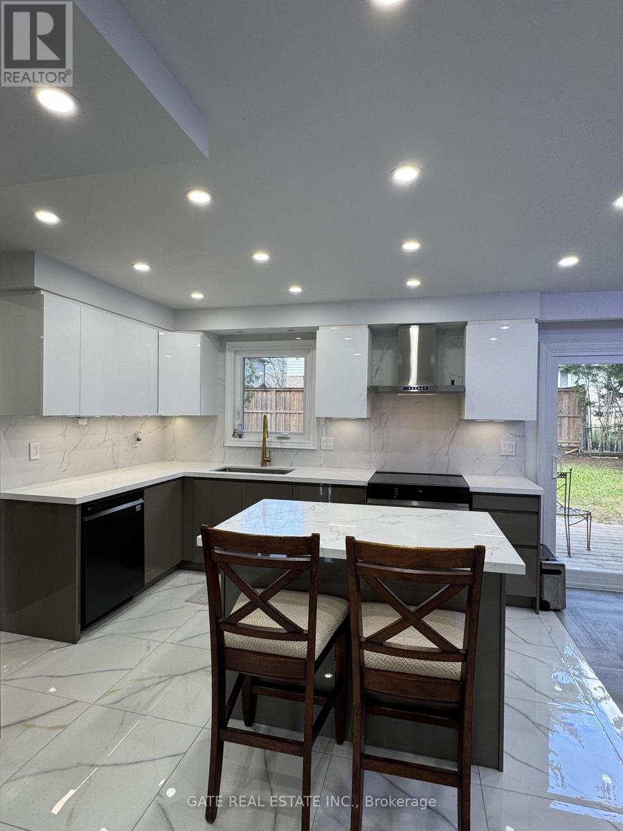 10 Thorny Brae Drive, Markham, Ontario  L3T 3G4 - Photo 15 - N13023082