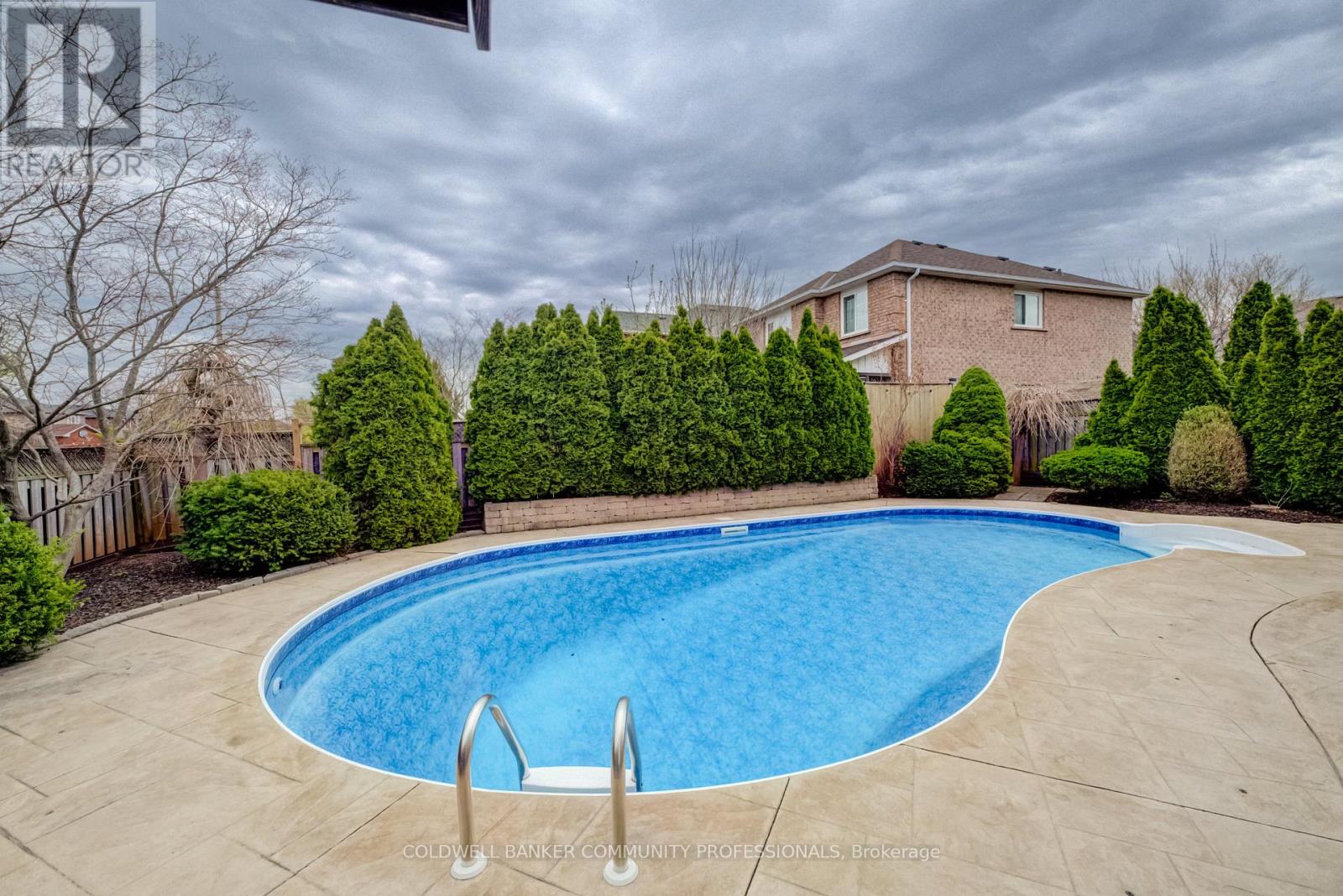 643 Phoebe Crescent, Burlington, Ontario  L7L 6E5 - Photo 45 - W13031268