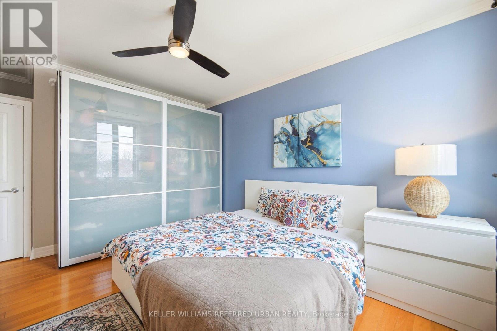 305 - 459 Kerr Street, Oakville, Ontario  L6K 3C2 - Photo 7 - W12886274