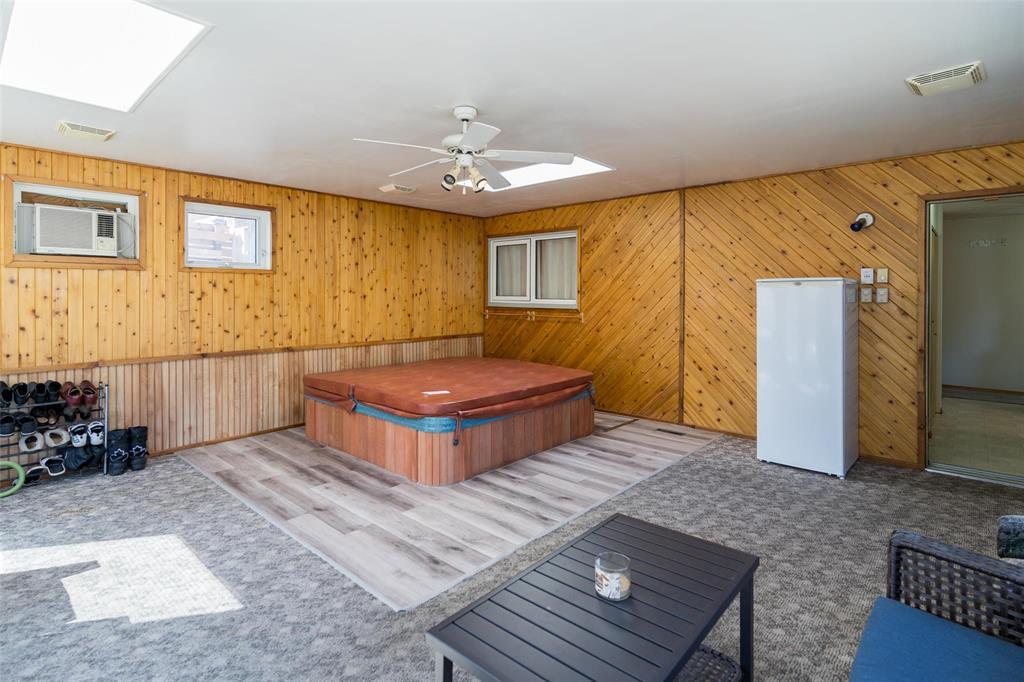 158 Hatcher Road, Winnipeg, Manitoba  R2C 3W4 - Photo 17 - 202608000