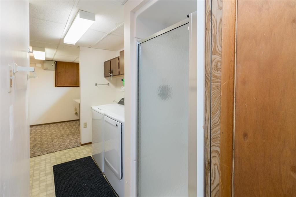 158 Hatcher Road, Winnipeg, Manitoba  R2C 3W4 - Photo 32 - 202608000