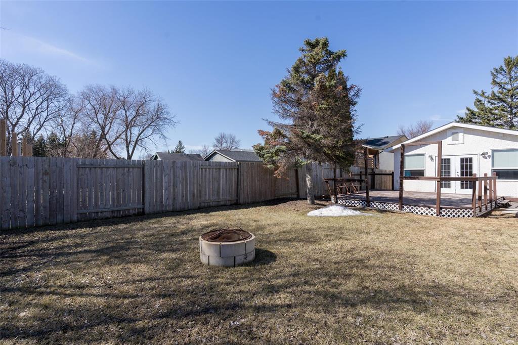 158 Hatcher Road, Winnipeg, Manitoba  R2C 3W4 - Photo 38 - 202608000