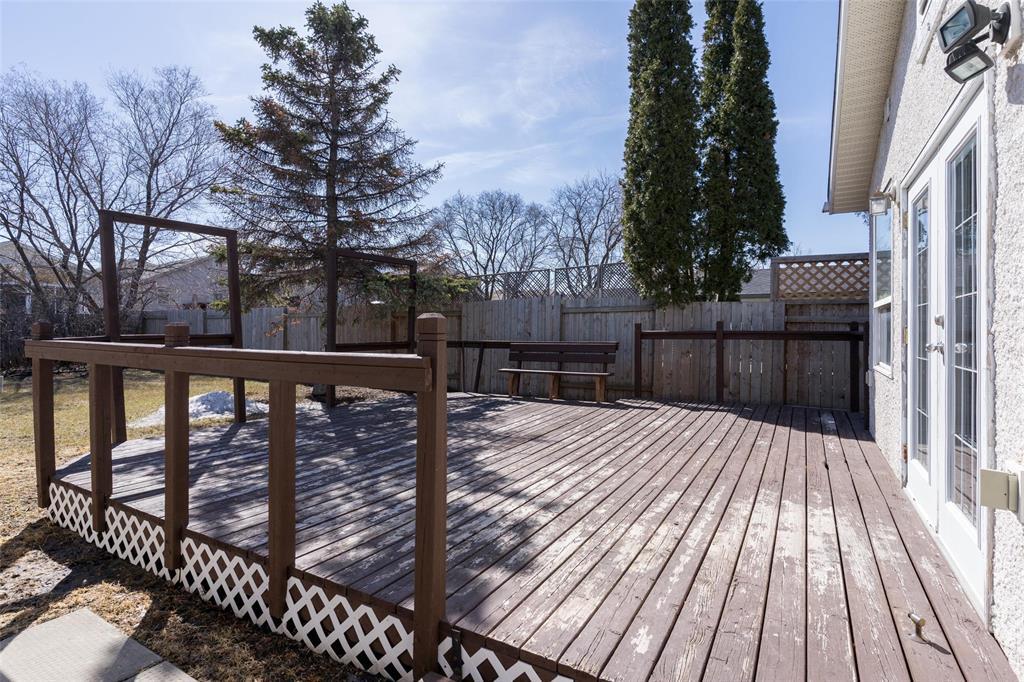 158 Hatcher Road, Winnipeg, Manitoba  R2C 3W4 - Photo 42 - 202608000