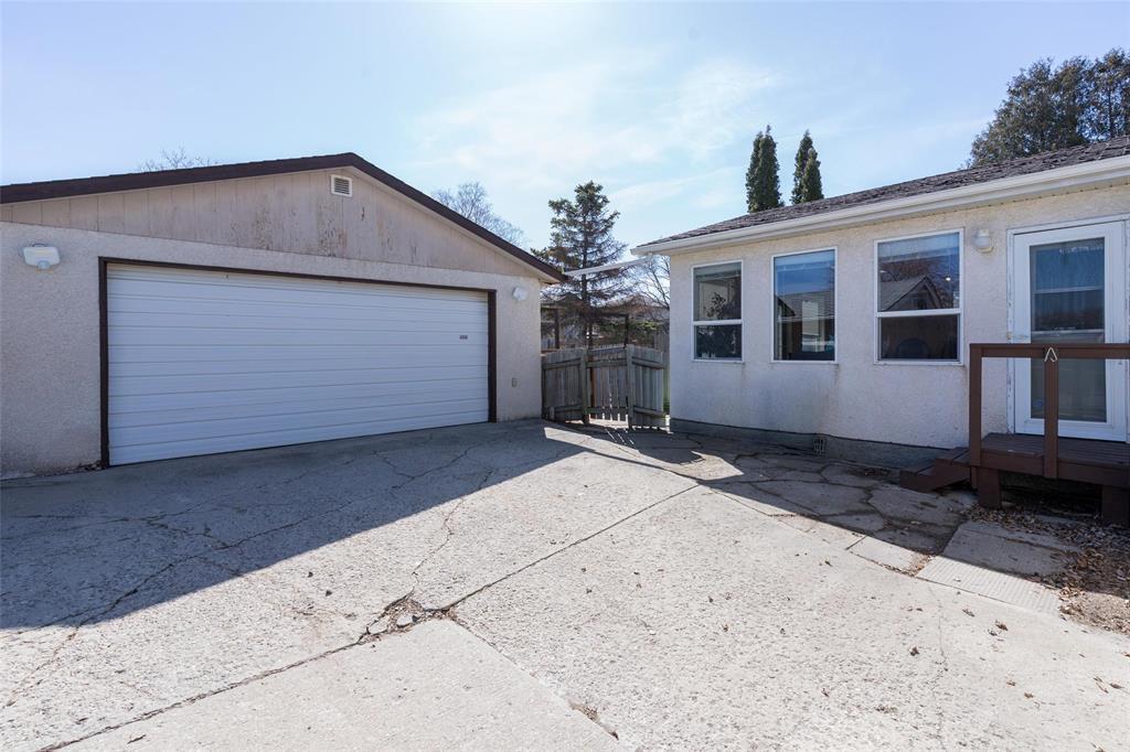 158 Hatcher Road, Winnipeg, Manitoba  R2C 3W4 - Photo 45 - 202608000