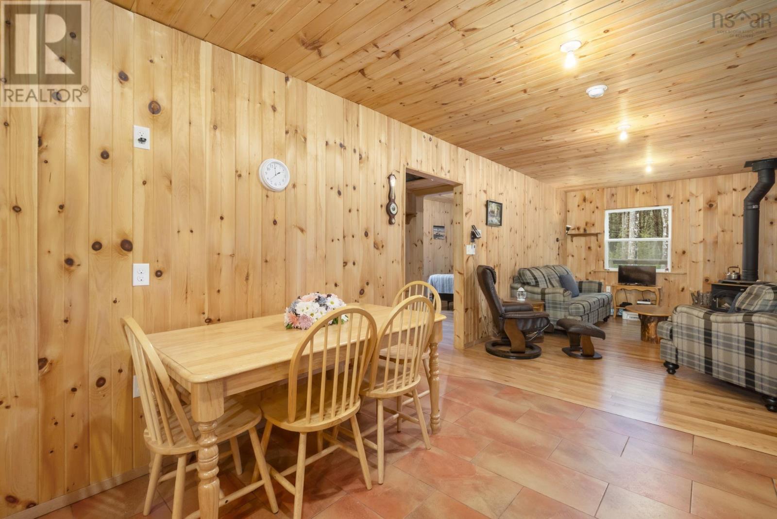 87 Edith's Point Road, South Brookfield, Nova Scotia  B0T 1K0 - Photo 5 - 202608267