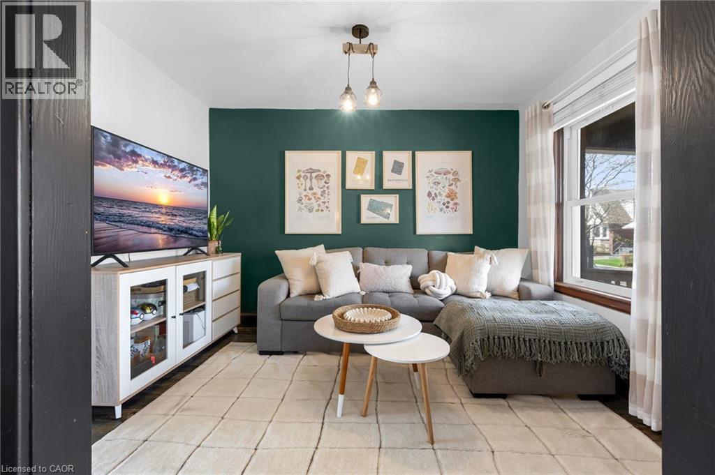 22 Cope Street, Hamilton, Ontario  L8H 5A9 - Photo 4 - 40823277