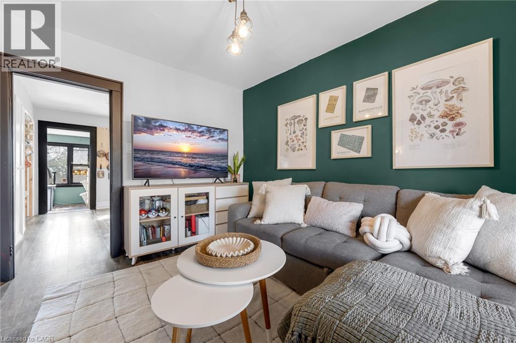 22 Cope Street, Hamilton, Ontario  L8H 5A9 - Photo 5 - 40823277