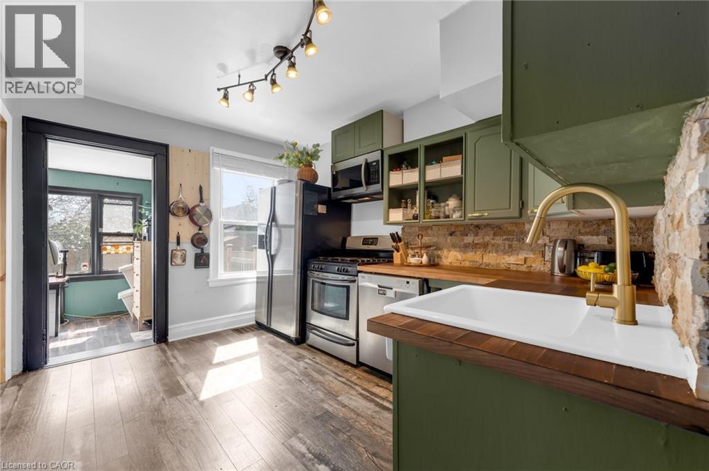 22 Cope Street, Hamilton, Ontario  L8H 5A9 - Photo 8 - 40823277