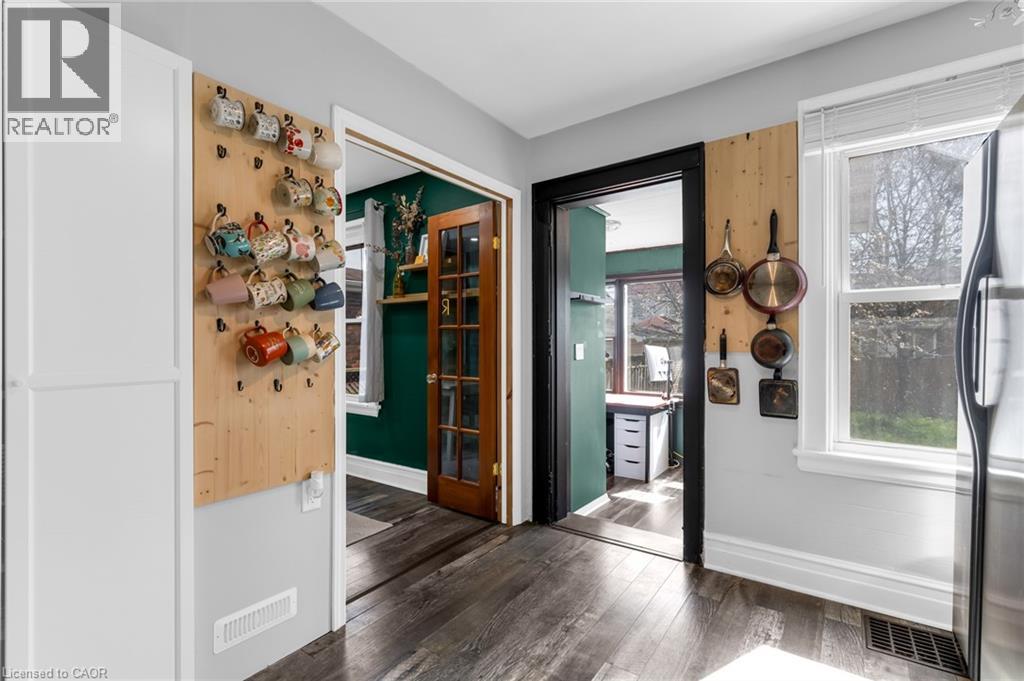 22 Cope Street, Hamilton, Ontario  L8H 5A9 - Photo 9 - 40823277