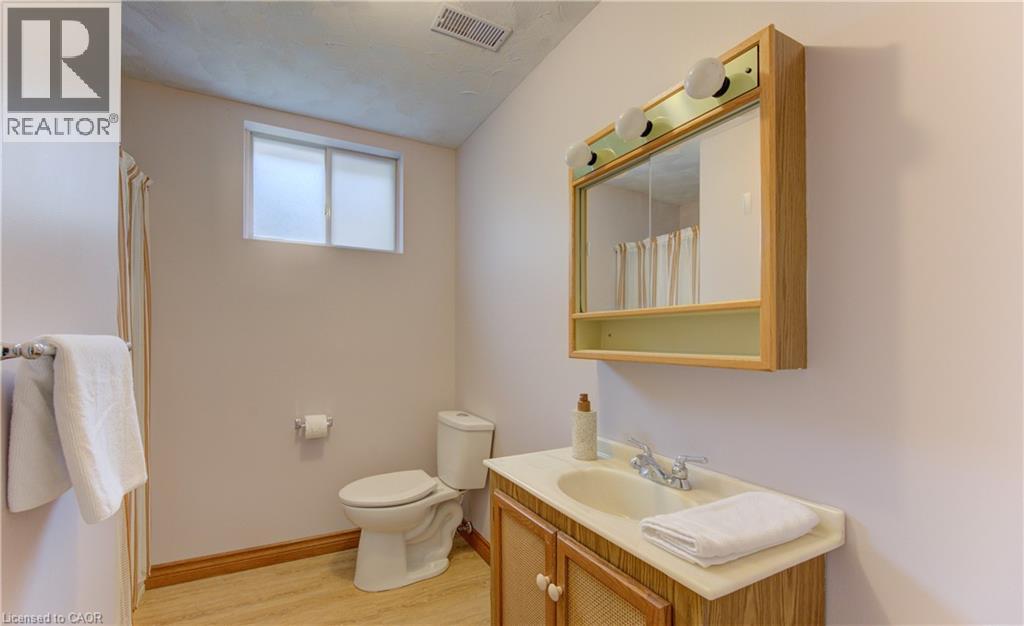 274 Heritage Drive, Kitchener, Ontario  N2B 3K8 - Photo 31 - 40823236