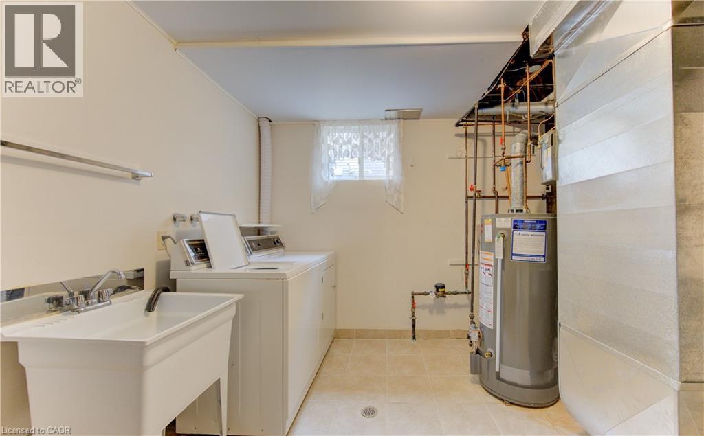 274 Heritage Drive, Kitchener, Ontario  N2B 3K8 - Photo 34 - 40823236