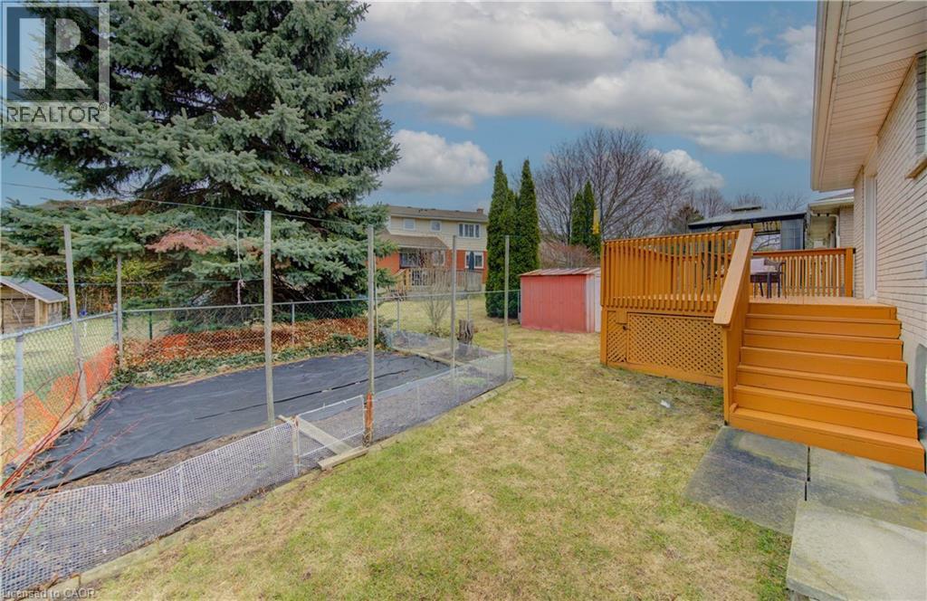274 Heritage Drive, Kitchener, Ontario  N2B 3K8 - Photo 37 - 40823236