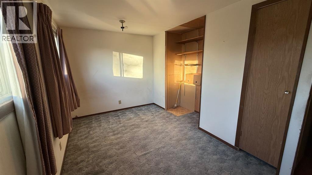 201 3 Avenue SE, Youngstown, Alberta  T0J 3P0 - Photo 17 - A2261865