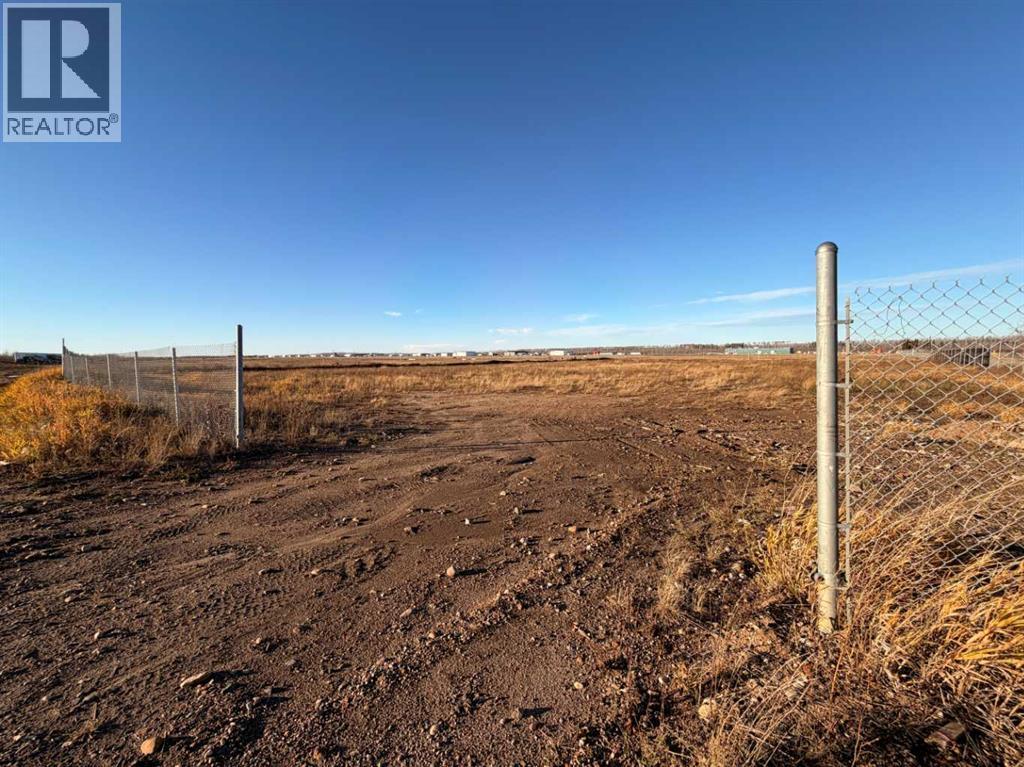 100 A Frame Road, Fort Mcmurray, Alberta  T9H 0H8 - Photo 3 - A2268652