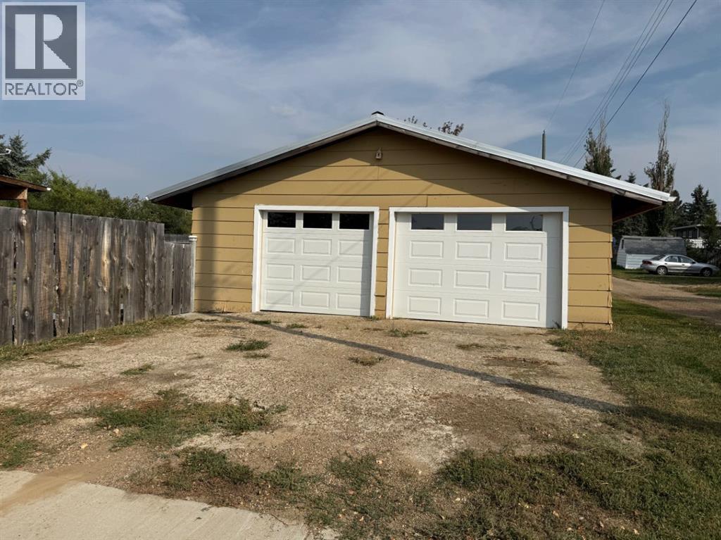 201 3 Avenue SE, Youngstown, Alberta  T0J 3P0 - Photo 29 - A2261865