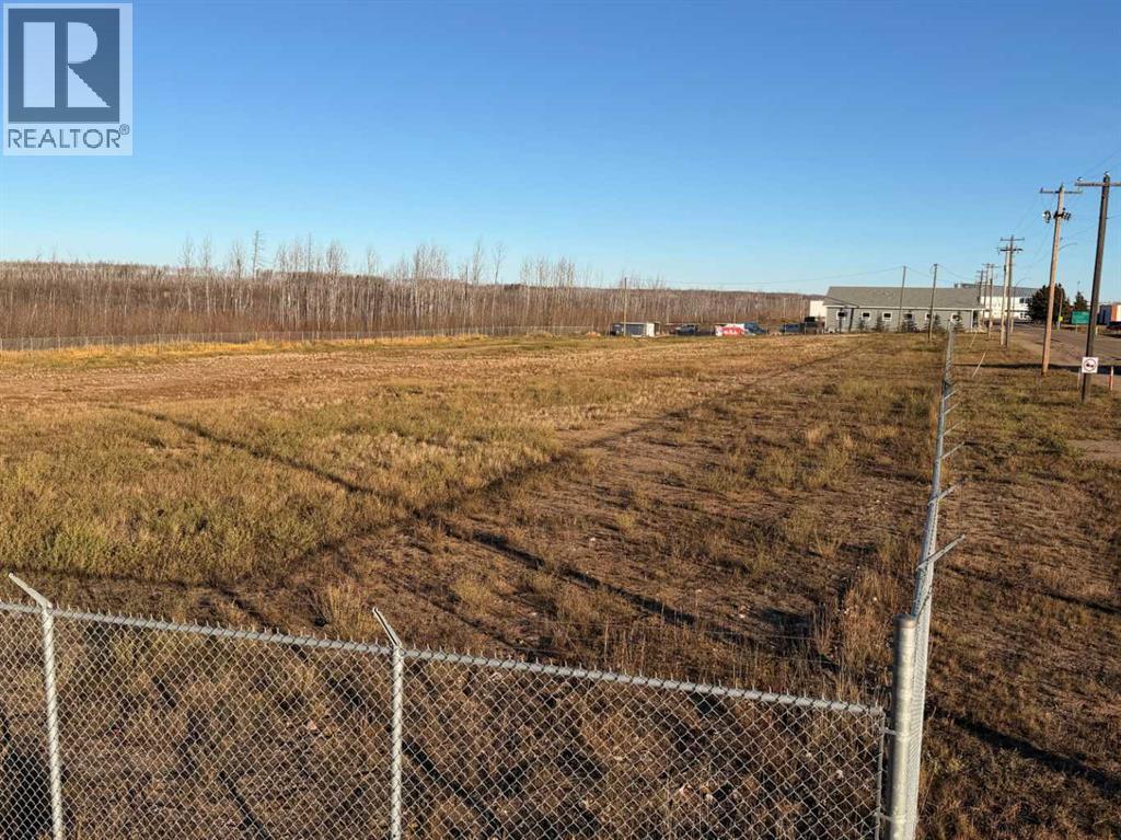 520 Snow Eagle Drive, Fort Mcmurray, Alberta  T9H 0H8 - Photo 3 - A2268681