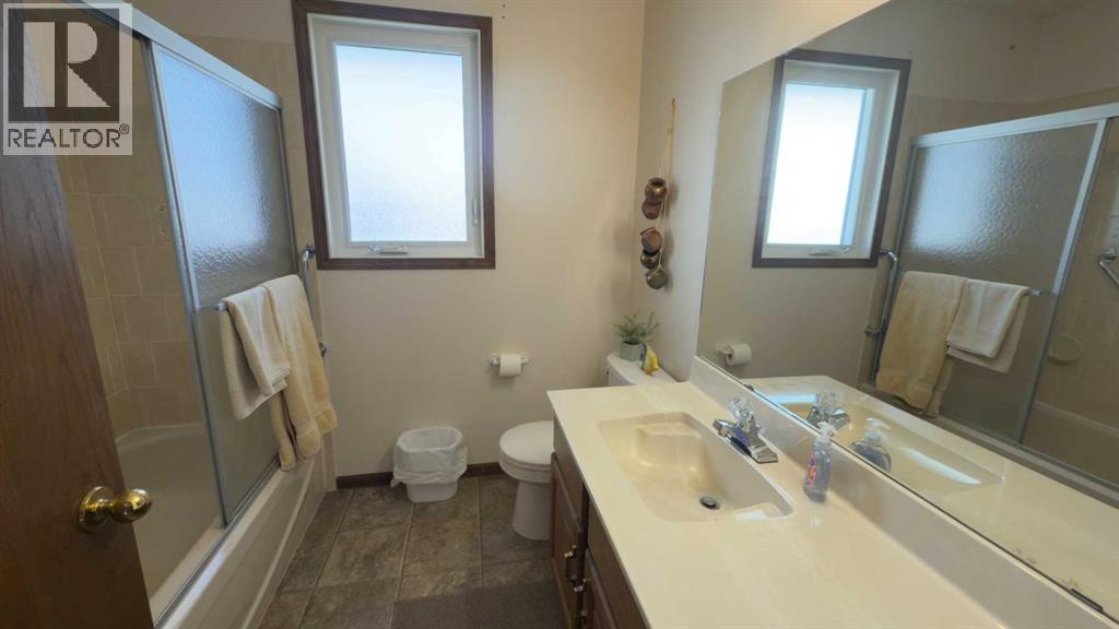 317 6 Avenue W, Hanna, Alberta  T0J 1P0 - Photo 27 - A2286772