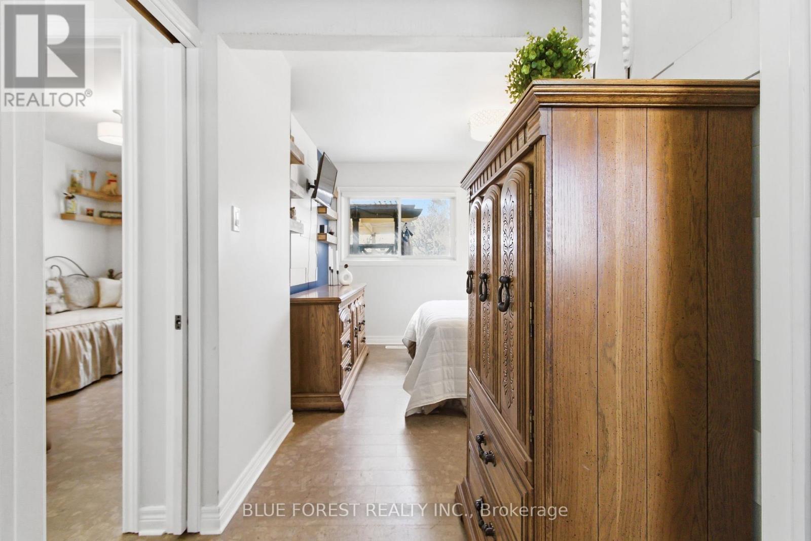 1975 Royal Crescent, London East, Ontario  N5V 1N6 - Photo 10 - X13032002