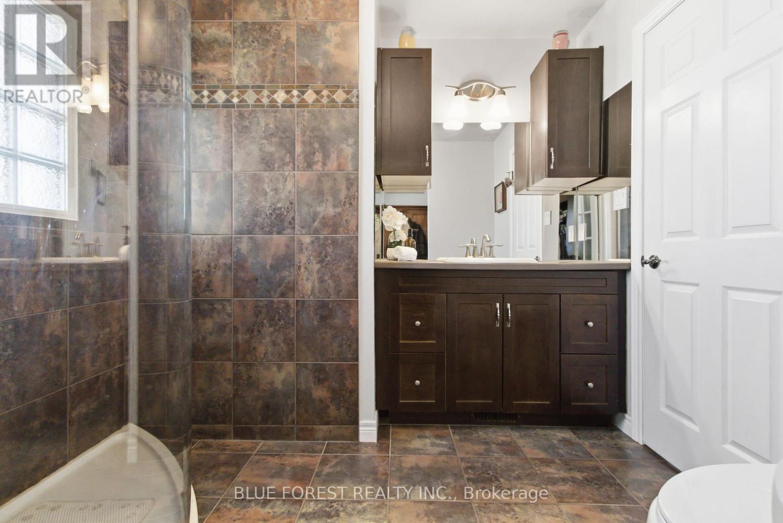 1975 Royal Crescent, London East, Ontario  N5V 1N6 - Photo 15 - X13032002