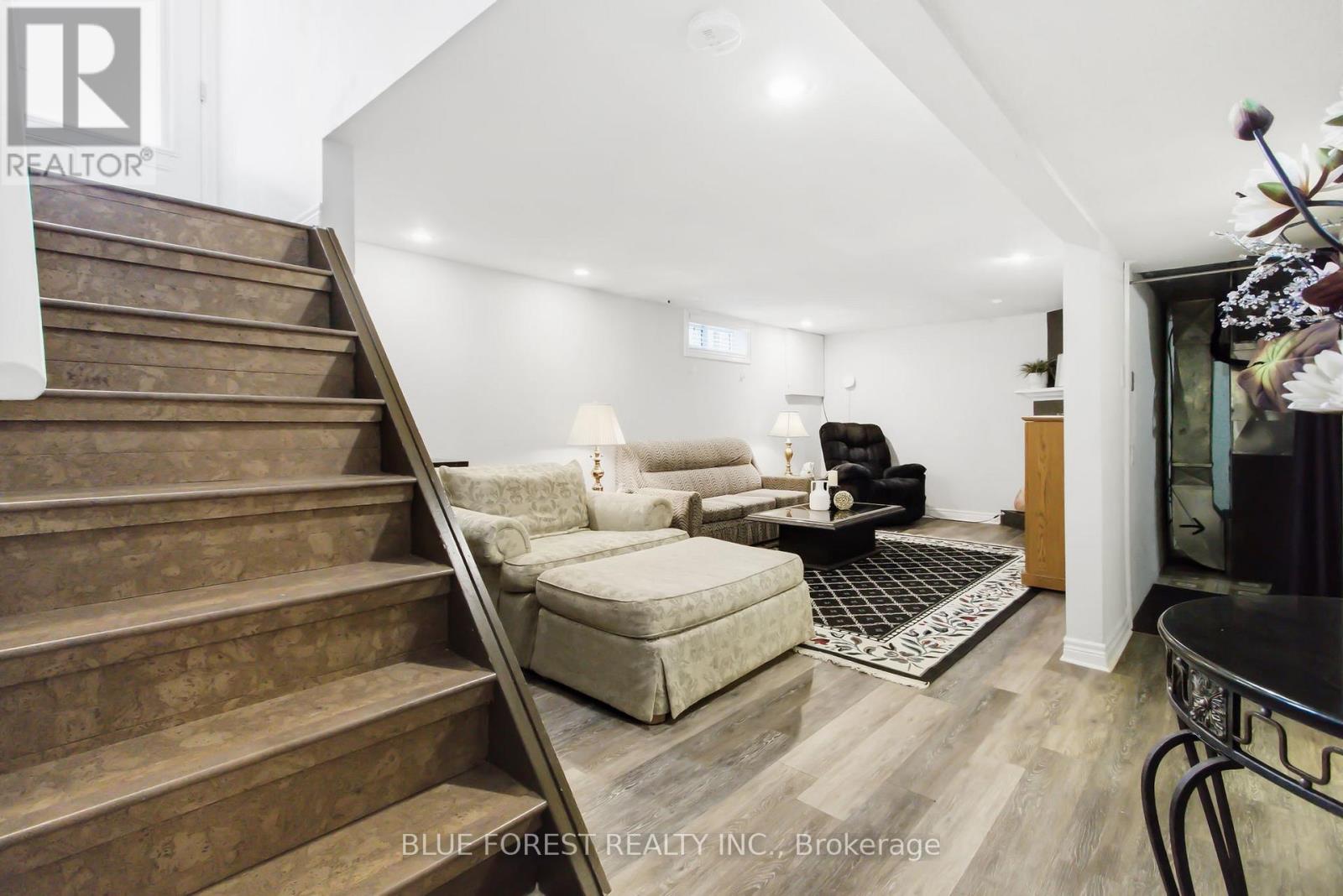 1975 Royal Crescent, London East, Ontario  N5V 1N6 - Photo 18 - X13032002