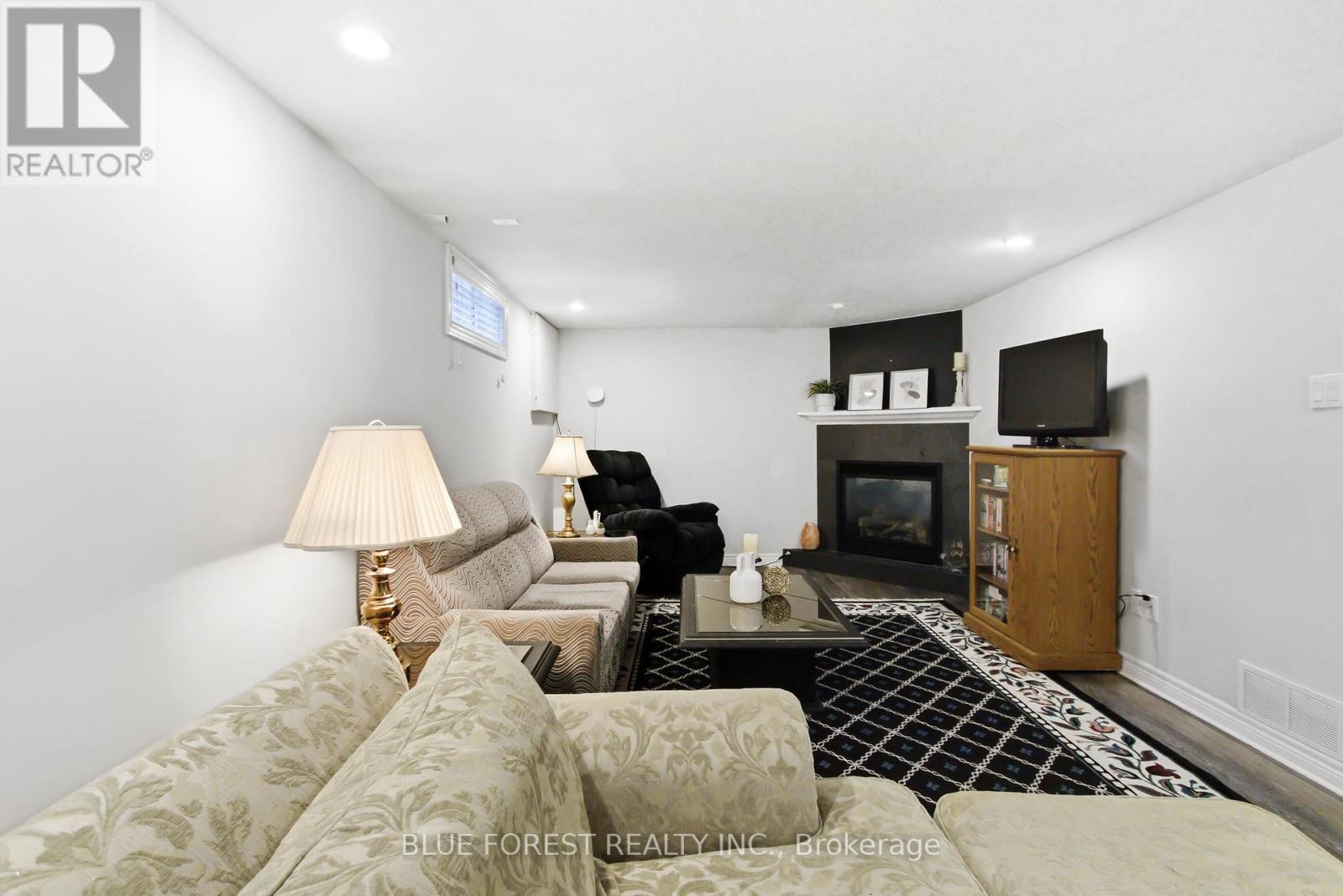 1975 Royal Crescent, London East, Ontario  N5V 1N6 - Photo 19 - X13032002