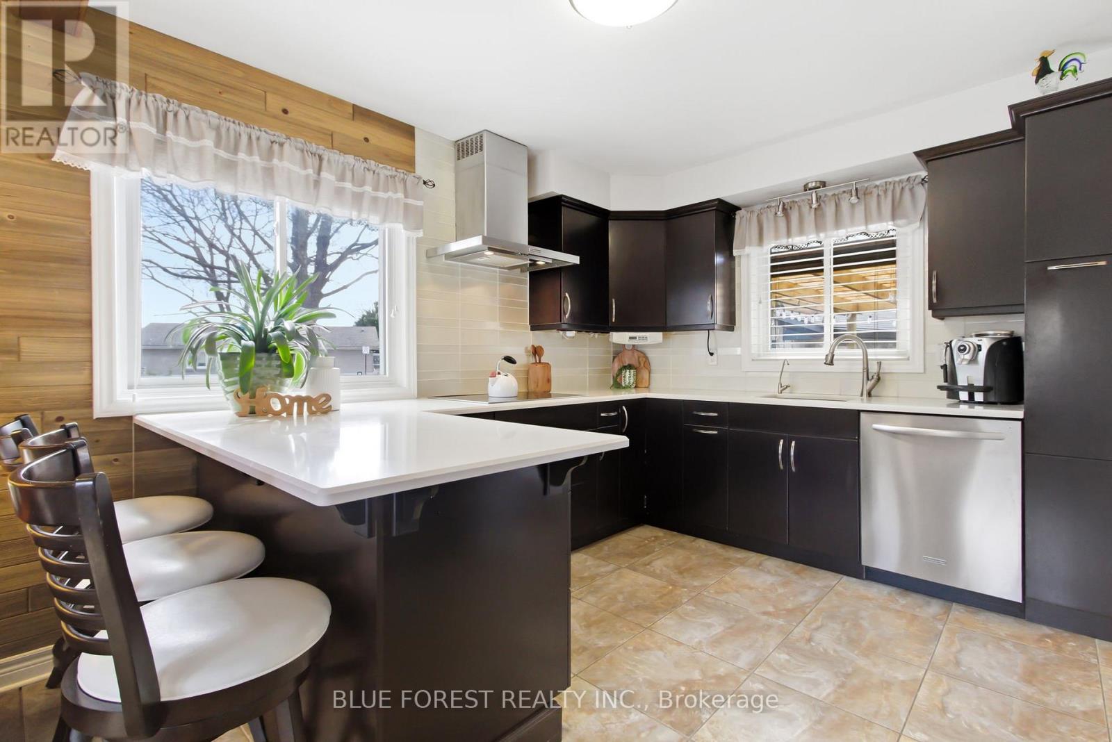 1975 Royal Crescent, London East, Ontario  N5V 1N6 - Photo 6 - X13032002