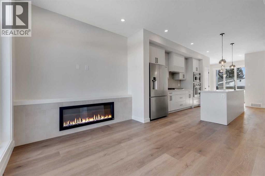 4307 30 Avenue SW, Calgary, Alberta  T3E 0T5 - Photo 9 - A2293044