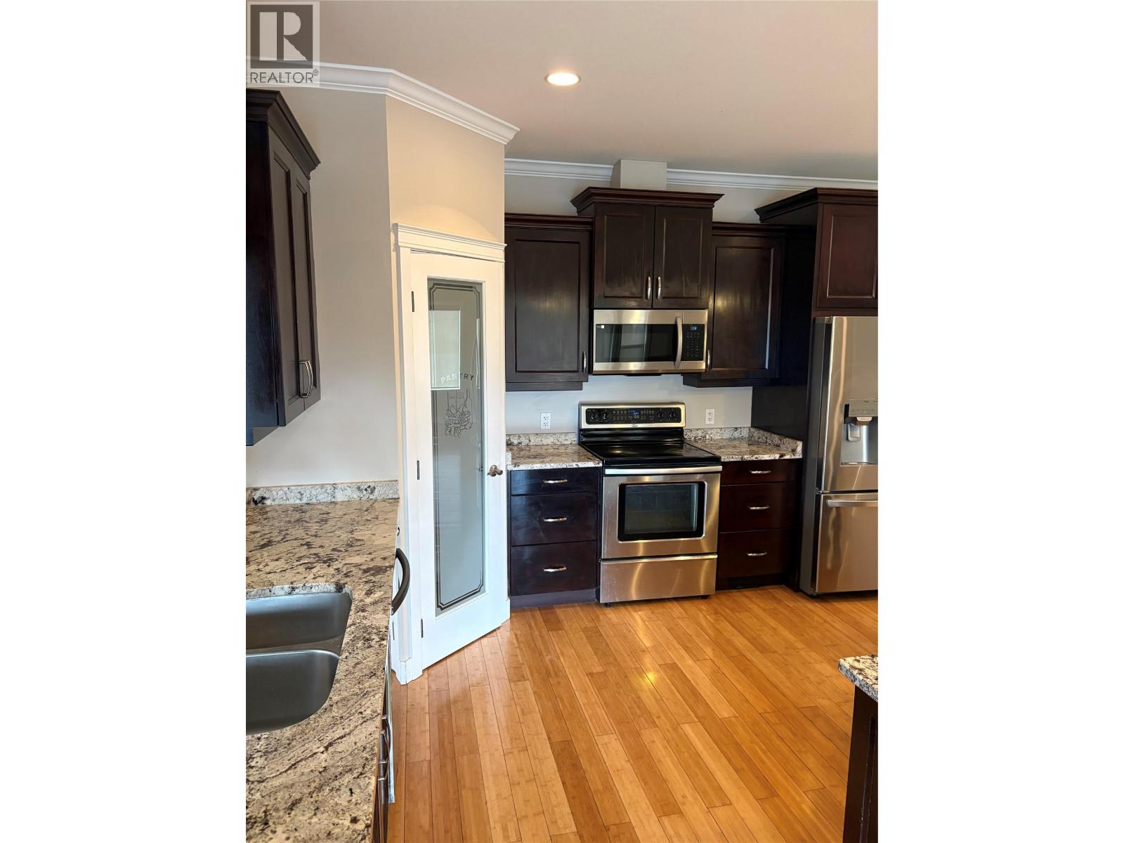 435 Taylor Road, Kelowna, British Columbia  V1X 4G3 - Photo 3 - 10384335