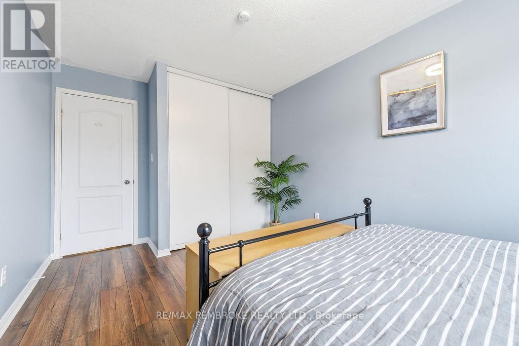 13 Vermont Meadows, Petawawa, Ontario  K8H 3N3 - Photo 22 - X13031866