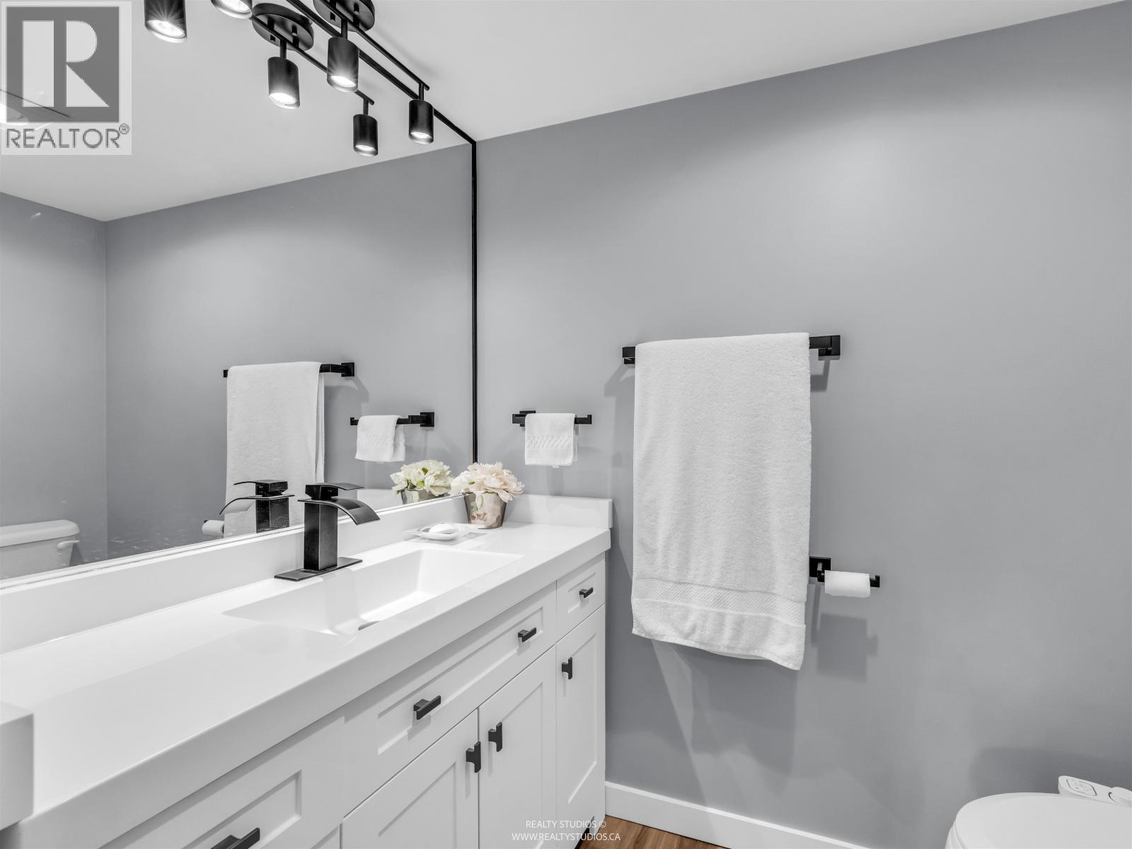 406 995 Roche Point Drive, North Vancouver, British Columbia  V7H 2X4 - Photo 16 - R3083601