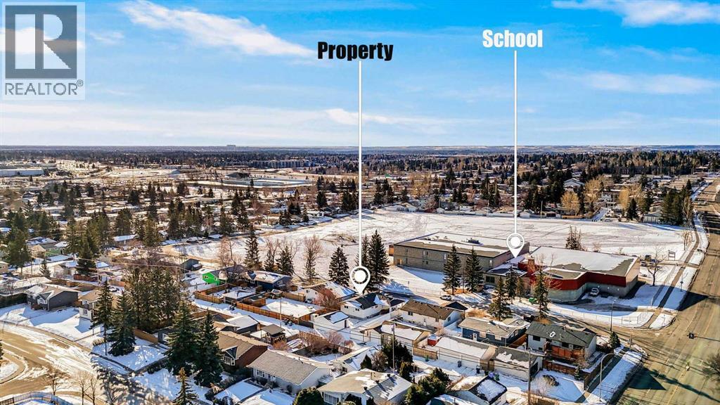 908 Stonehaven Road Sw, Calgary, Alberta  T2W 0P6 - Photo 4 - A2295086