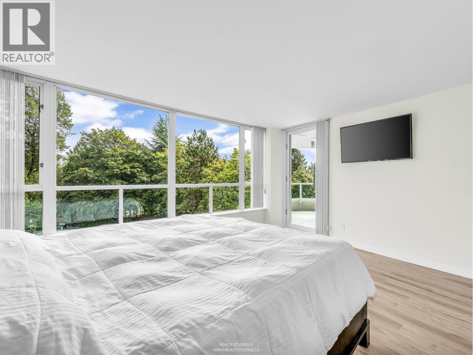 406 995 Roche Point Drive, North Vancouver, British Columbia  V7H 2X4 - Photo 11 - R3083601