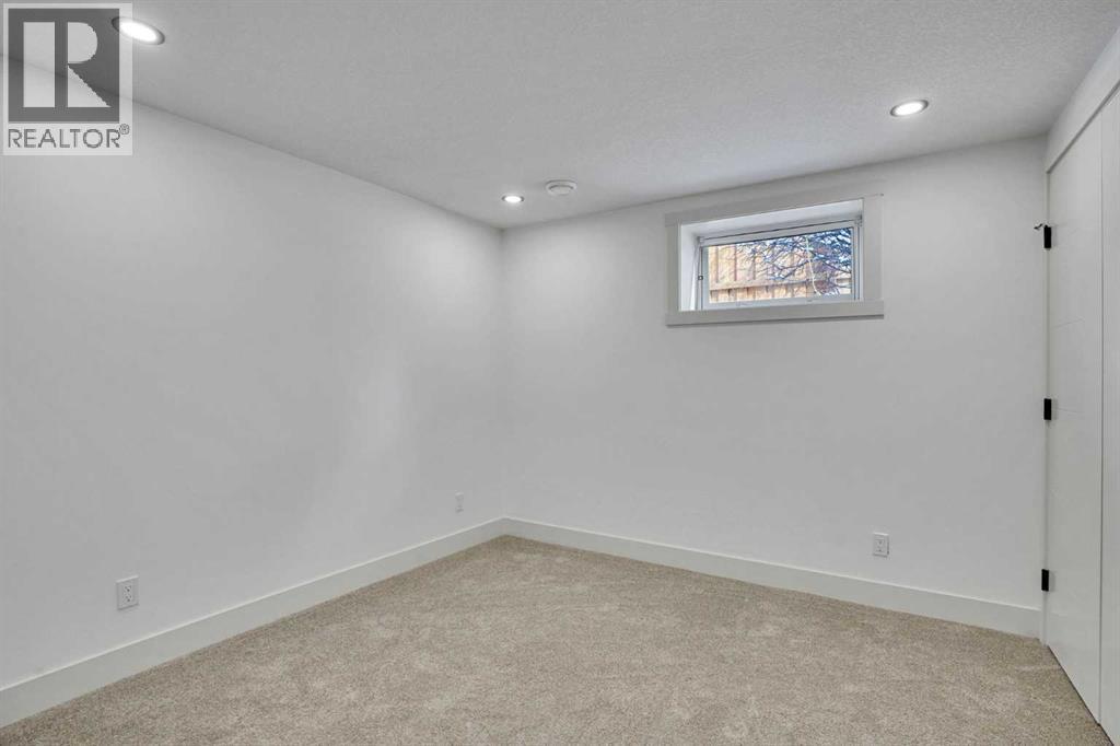 908 Stonehaven Road Sw, Calgary, Alberta  T2W 0P6 - Photo 35 - A2295086