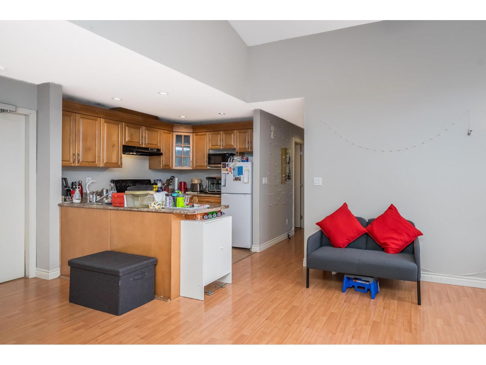 207 2828 152 Street, Surrey, British Columbia  V4P 1G6 - Photo 6 - R3114343