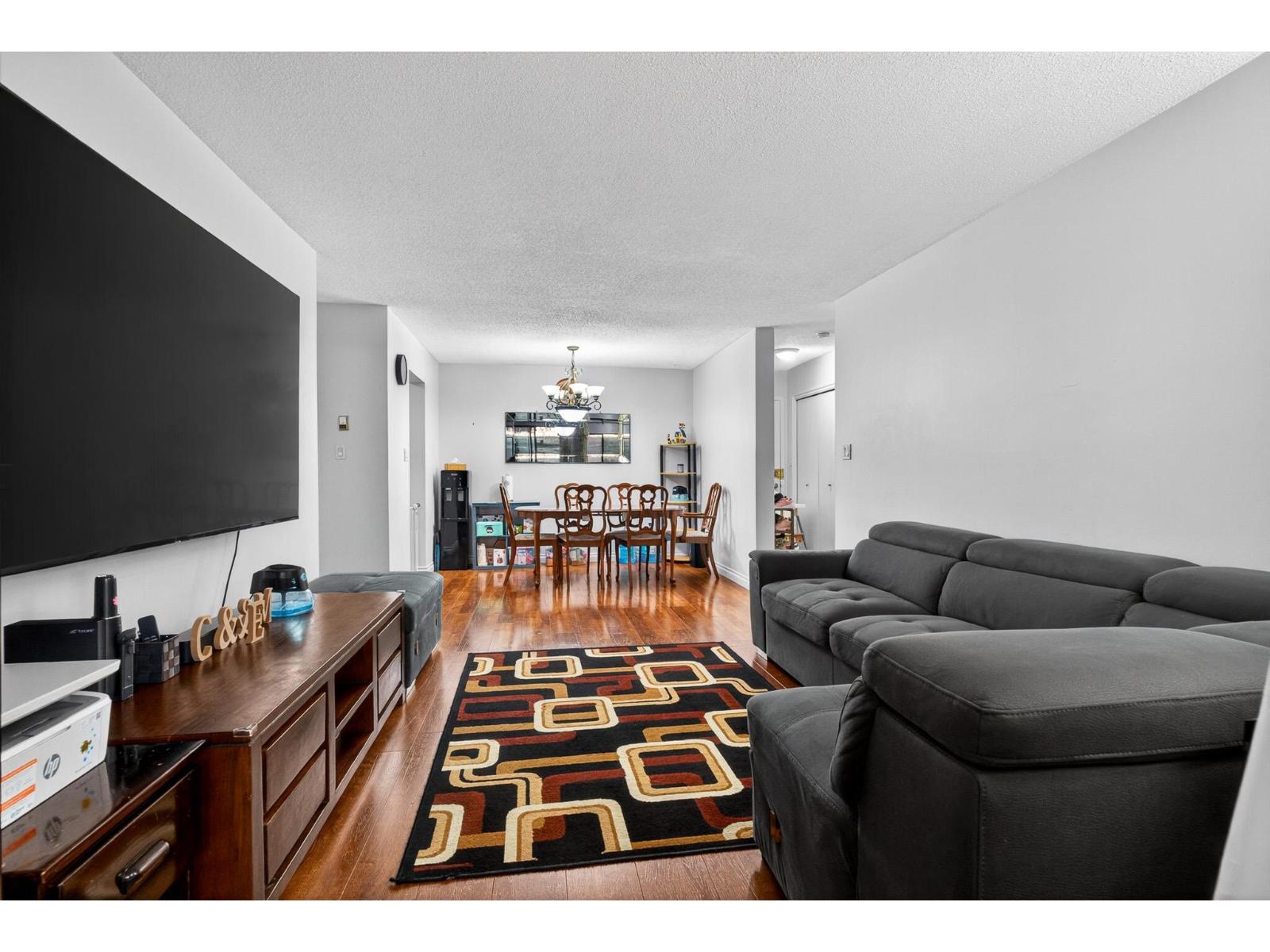 G08 10698 151a Street, Surrey, British Columbia  V3R 8T5 - Photo 4 - R3114545