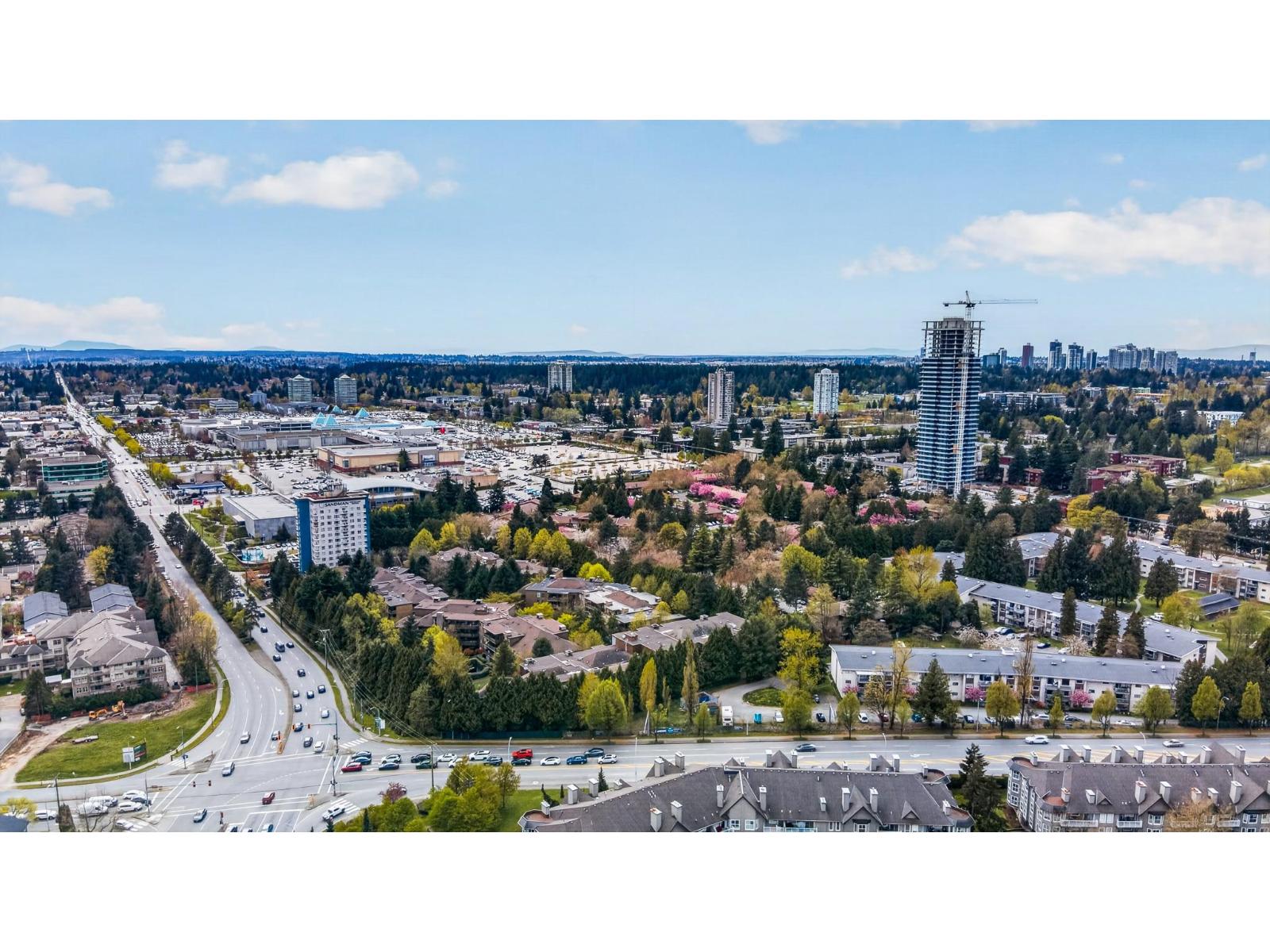 G08 10698 151a Street, Surrey, British Columbia  V3R 8T5 - Photo 31 - R3114545