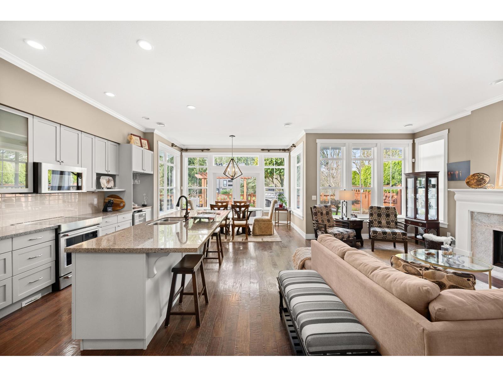 3711 142 Street, Surrey, British Columbia  V4P 0C2 - Photo 6 - R3114367