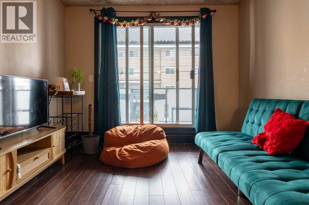 204, 717 4a Street Ne, Calgary, Alberta  T2E 3W1 - Photo 2 - A2299367