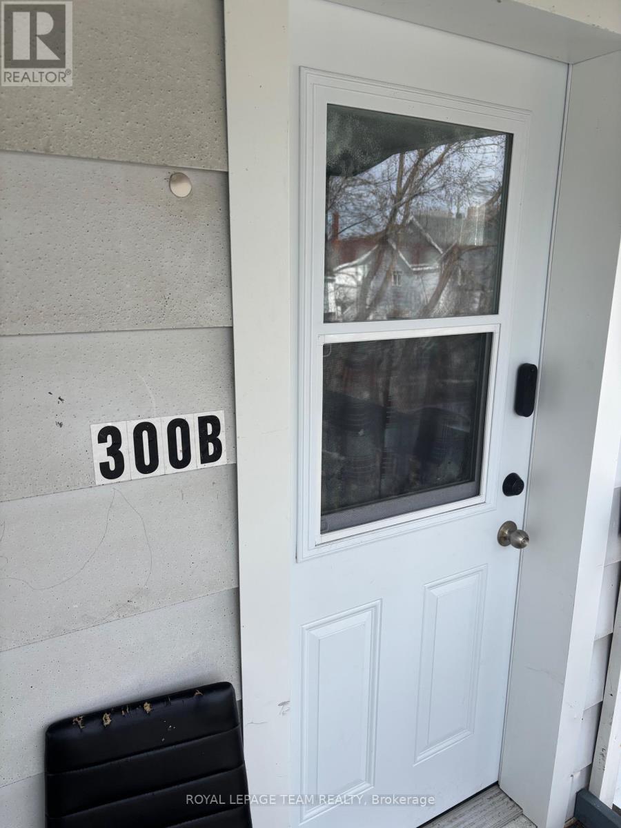 300 St Felix Street, Cornwall, Ontario  K6H 5A6 - Photo 5 - X13031980