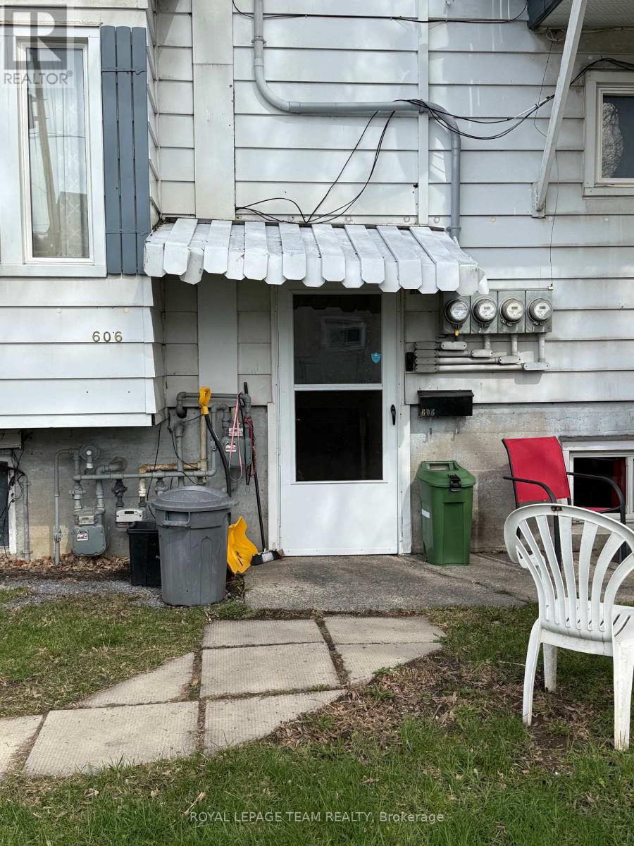 300 St Felix Street, Cornwall, Ontario  K6H 5A6 - Photo 6 - X13031980