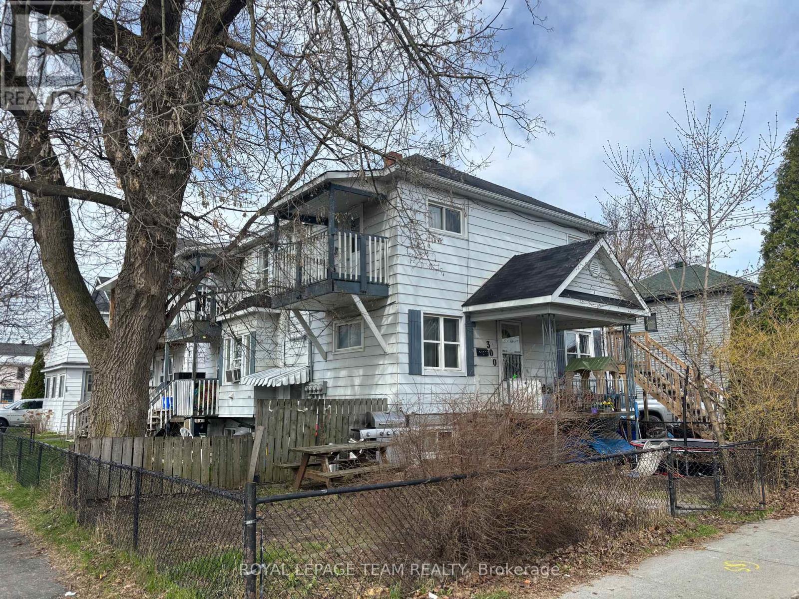 300 St Felix Street, Cornwall, Ontario  K6H 5A6 - Photo 7 - X13031980