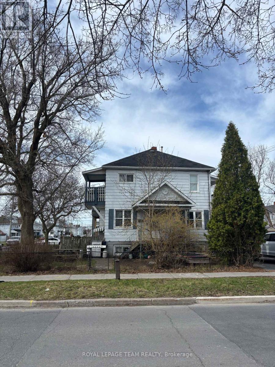 300 St Felix Street, Cornwall, Ontario  K6H 5A6 - Photo 9 - X13031980