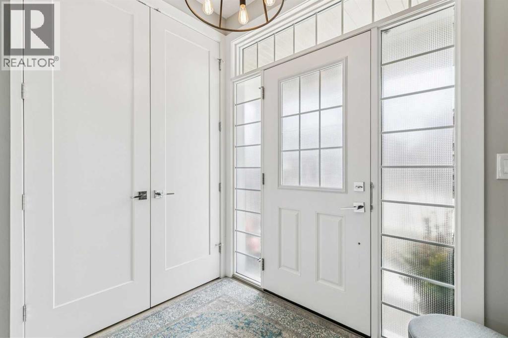 280 Yorkville Manor SW, Calgary, Alberta  T2X 4J6 - Photo 9 - A2302516